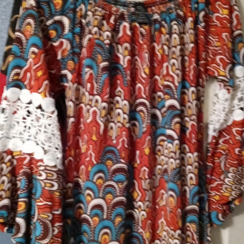 Blouse - Picture 3 of 3